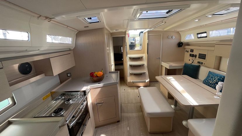 Beneteau 40 Vela