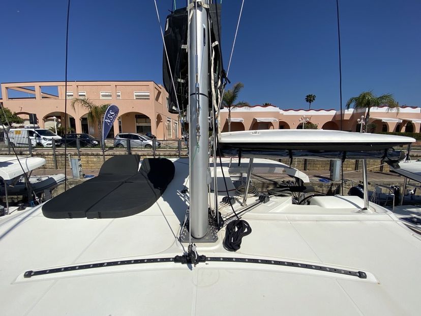 Lagoon 42 Blue Eyes (WM, Inverter, Fans)