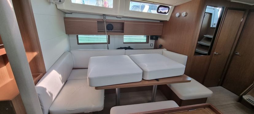 Beneteau OCEANIS 46.1 Electra (Inverter)