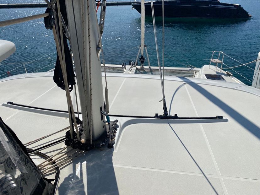 Lagoon 42 Diadema (A/C, WM, Generator, Inverter)