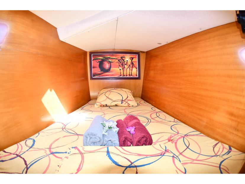 Lagoon 38 Sea Spirit (Nosy Be) - single cabin port - front