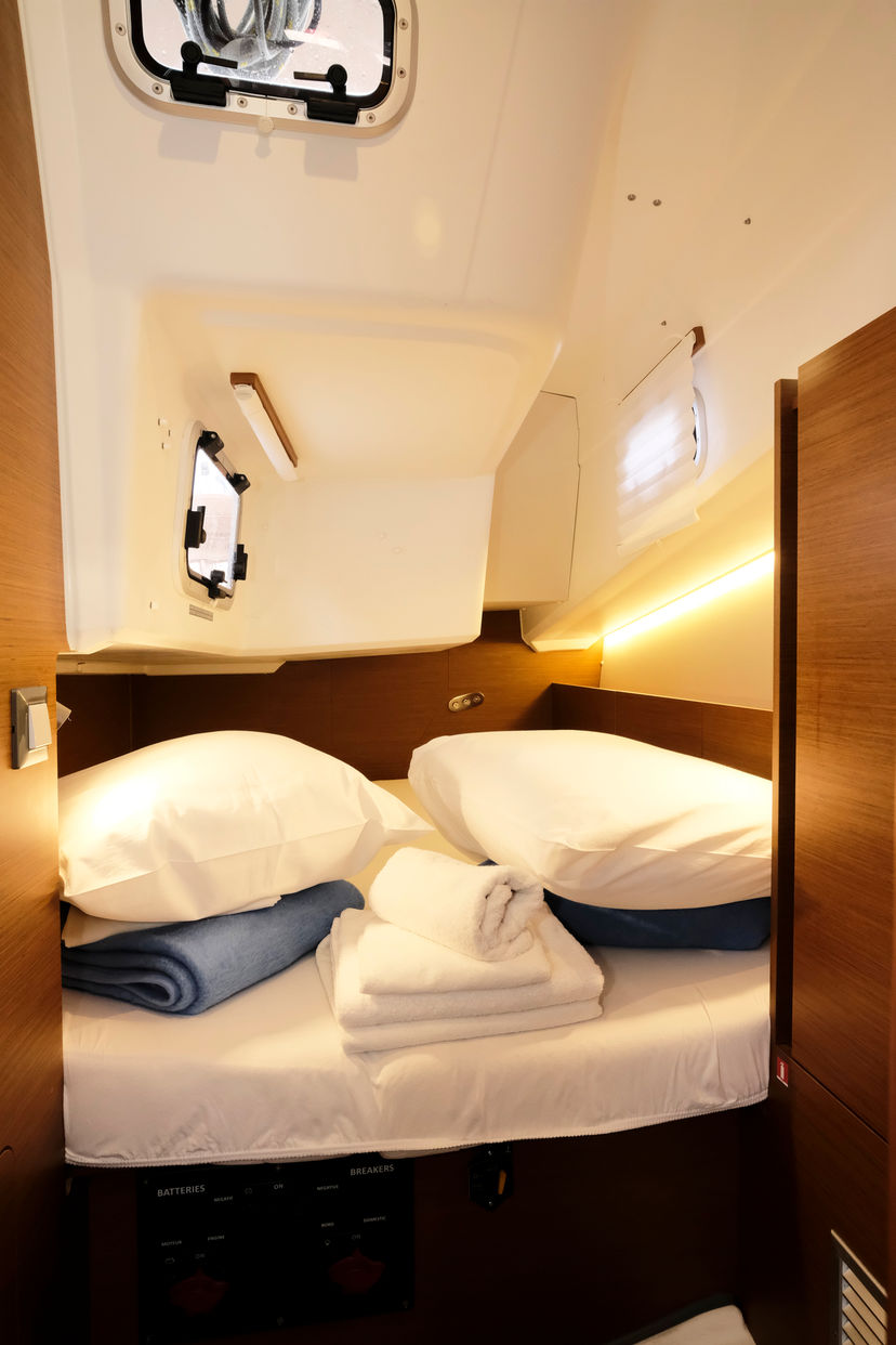 Jeanneau 38 Sea Kiss