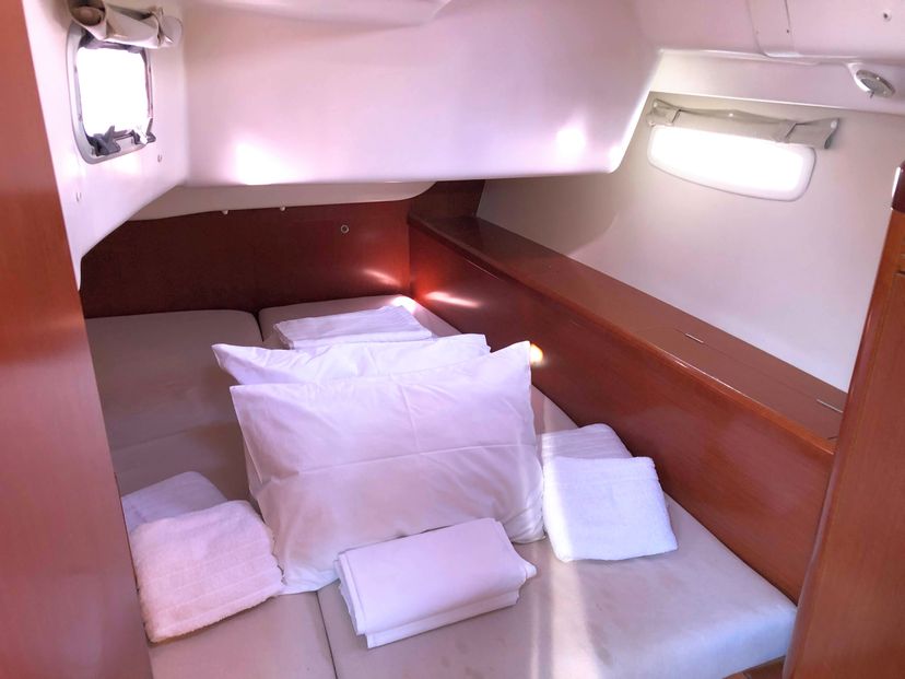 Beneteau OCEANIS 43 Whisper