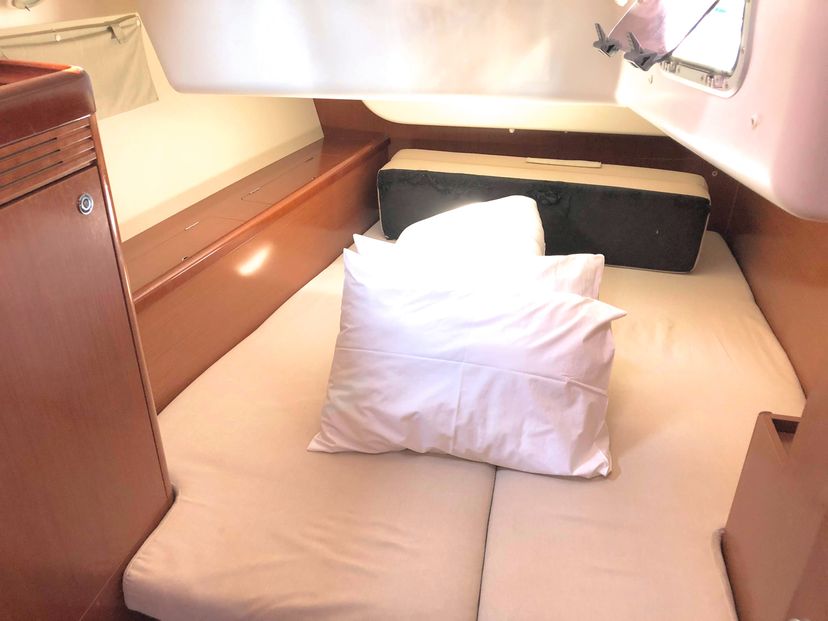 Beneteau OCEANIS 43 Whisper