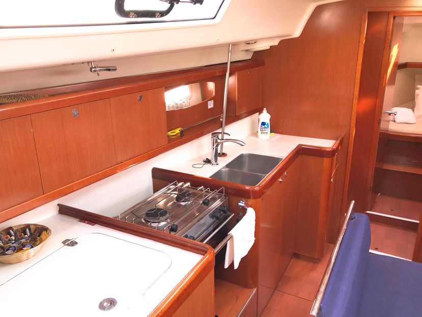 Beneteau OCEANIS 43 Whisper