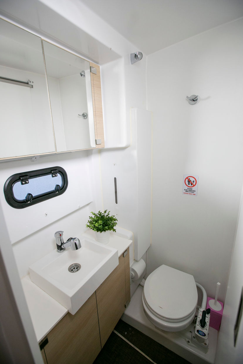 Bali Catamarans 4.1 North Cat II