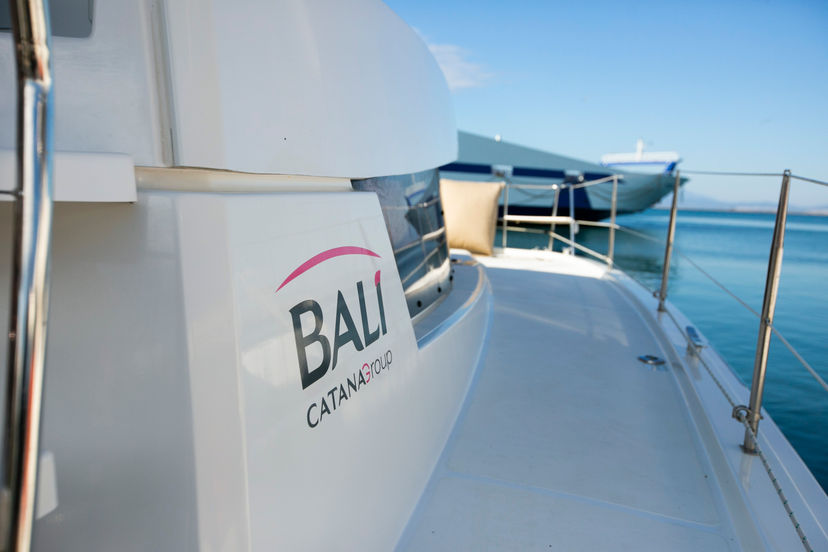 Bali Catamarans 4.1 North Cat II