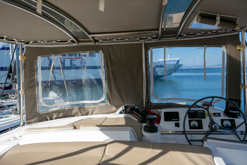 Bali Catamarans 4.1 North Cat II