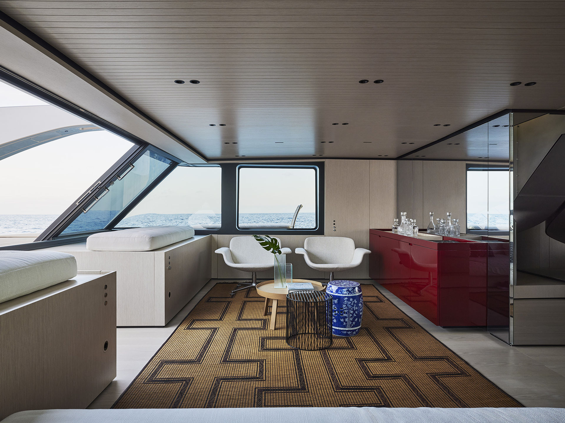 32251-Sx100_lower-deck-lounge-1774961227158.jpg