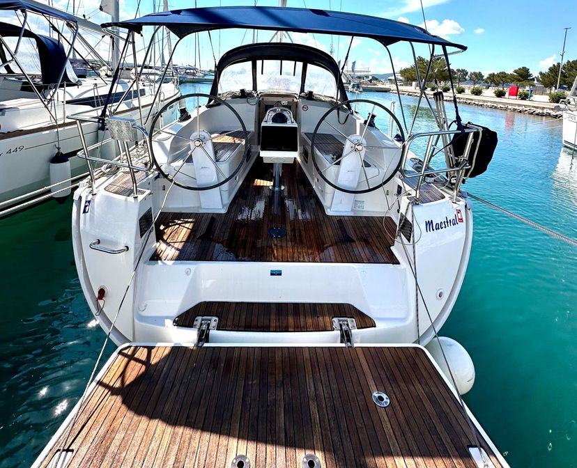 Bavaria Yachtbau 37 Maestral