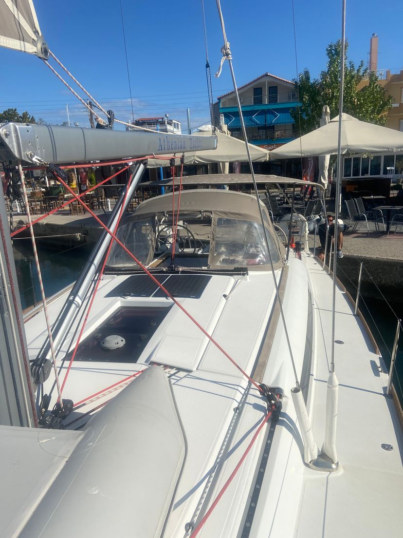 Jeanneau 43 Triada