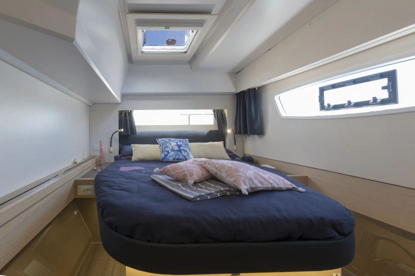 Fountaine Pajot ASTRÉA 42 Amici