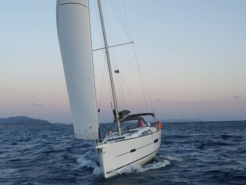 Dufour Yachts GRAND Holiday planet