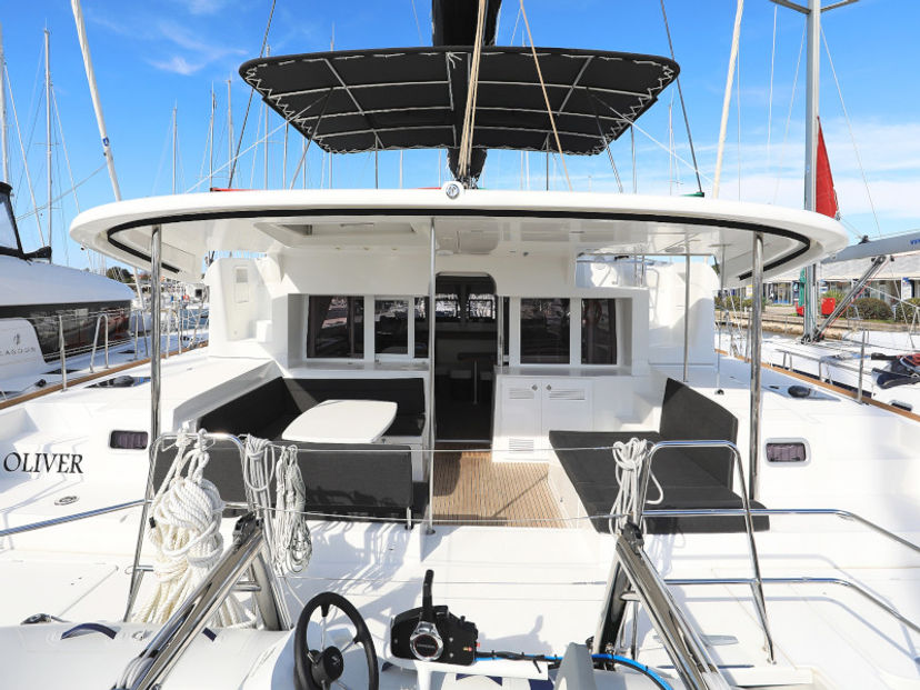 Lagoon 45 OLIVER