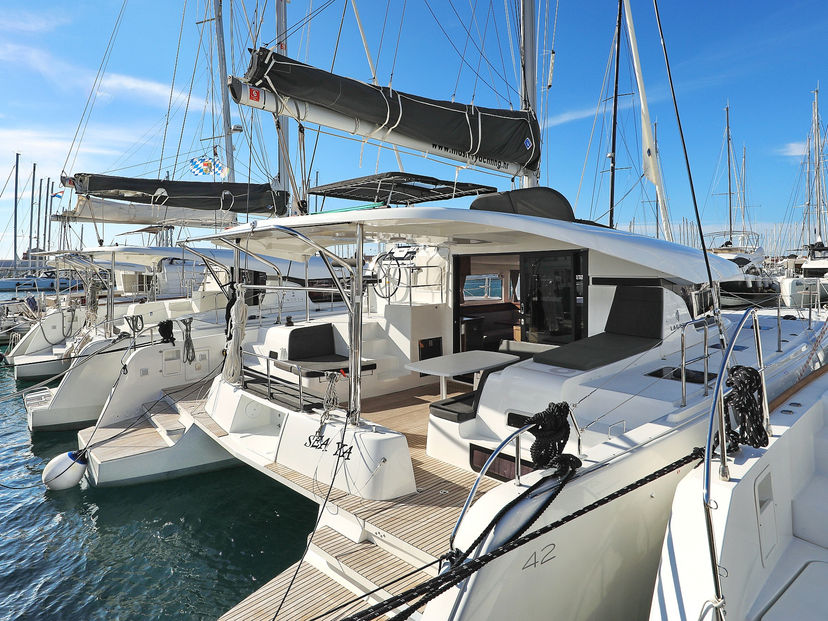 Lagoon 42 SEA YA