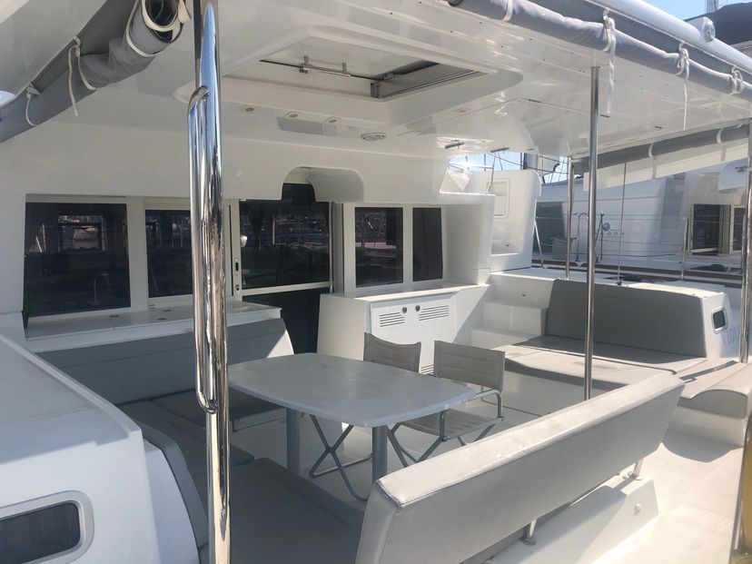 Lagoon 45 Violetta