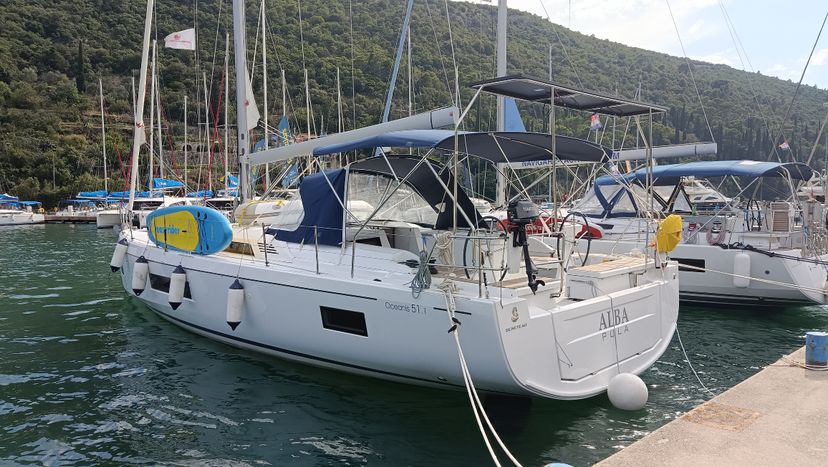 Beneteau OCEANIS 51.1 Alba