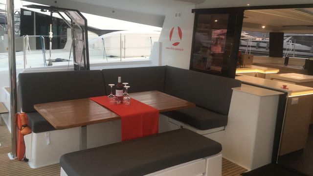 Fountaine Pajot SAONA 47 DESAFINADO