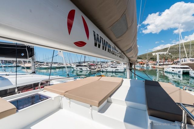 Fountaine Pajot SAONA 47 DESAFINADO