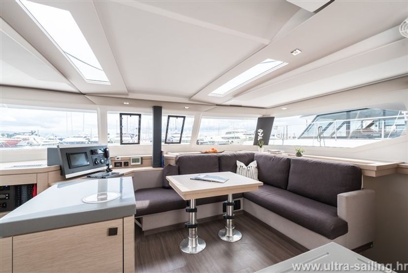 Fountaine Pajot SAONA 47 DESAFINADO