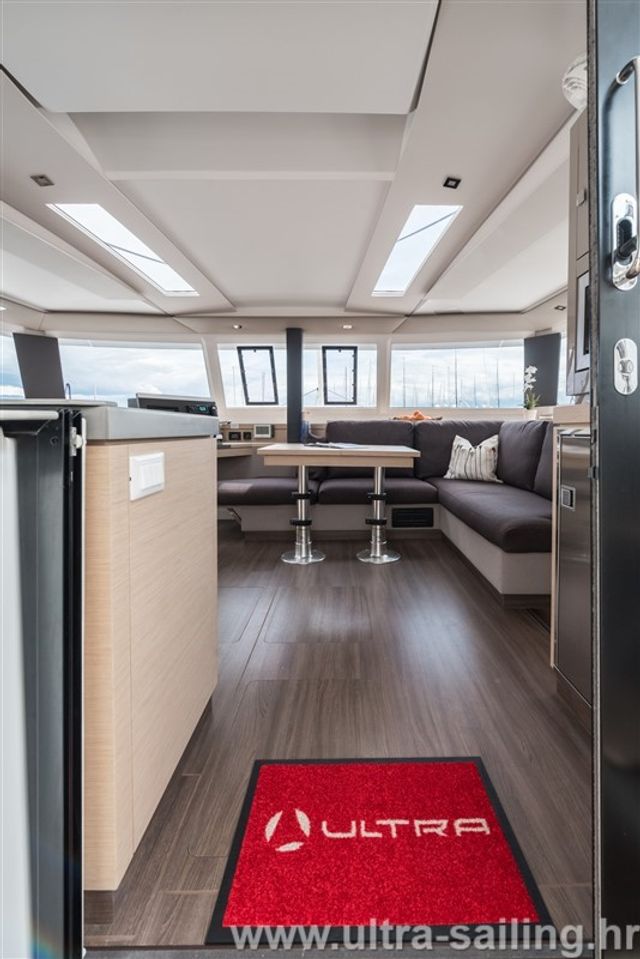 Fountaine Pajot SAONA 47 DESAFINADO