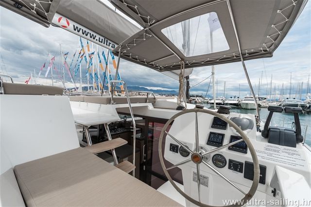 Fountaine Pajot SAONA 47 DESAFINADO