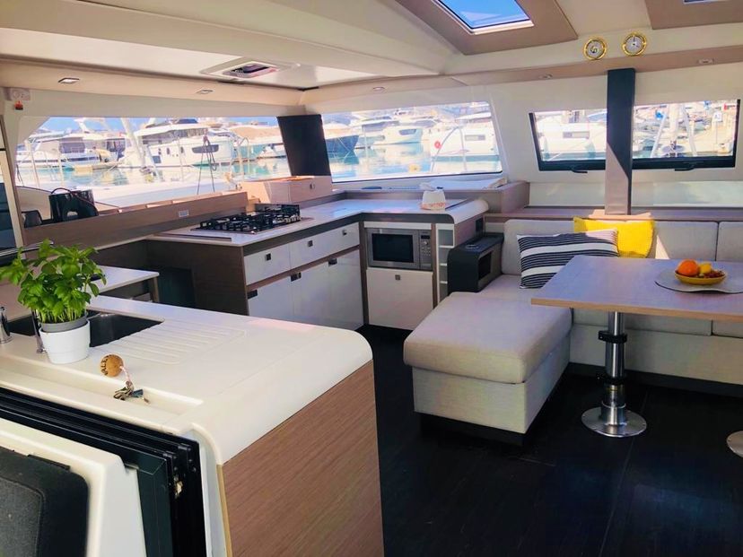 Fountaine Pajot 45 PRINCESS VALERIA