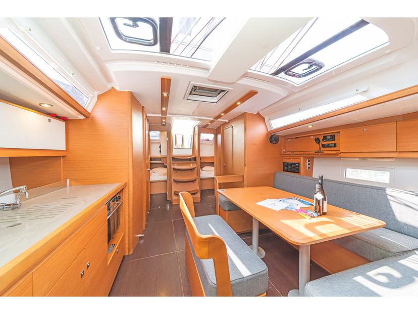 Dufour Yachts 43 Hierax
