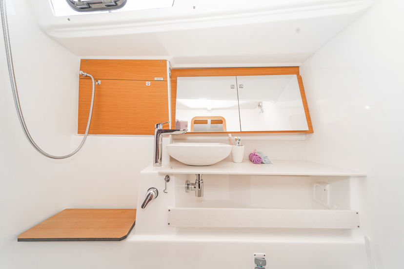 Dufour Yachts 43 Hierax
