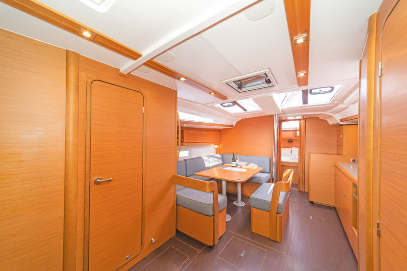 Dufour Yachts 43 Hierax