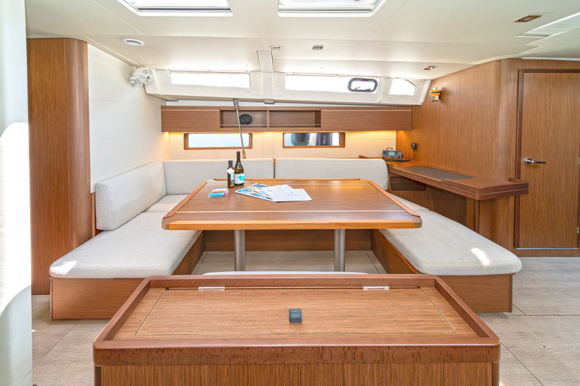 Beneteau OCEANIS 46.1 Joanna