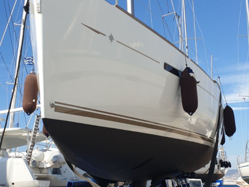 Jeanneau 43 Sea and Sky