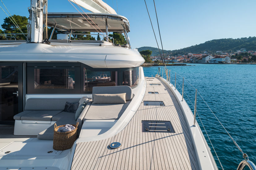 Lagoon 60 DIAMOND DIVA