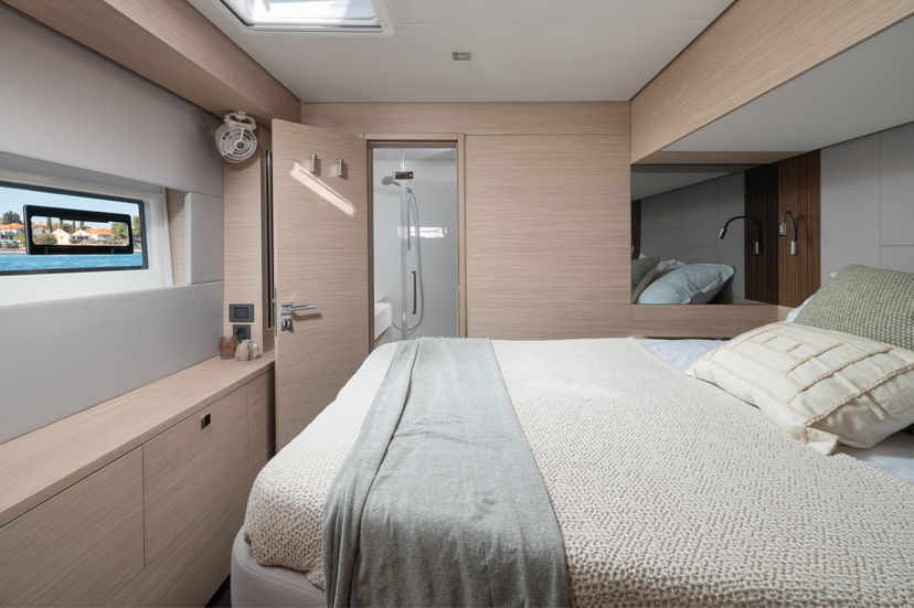 Lagoon 60 DIAMOND DIVA