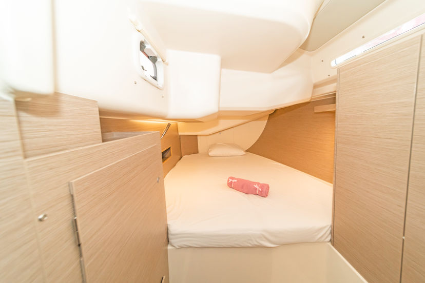 Hanse Yachts 45 Meraki of London