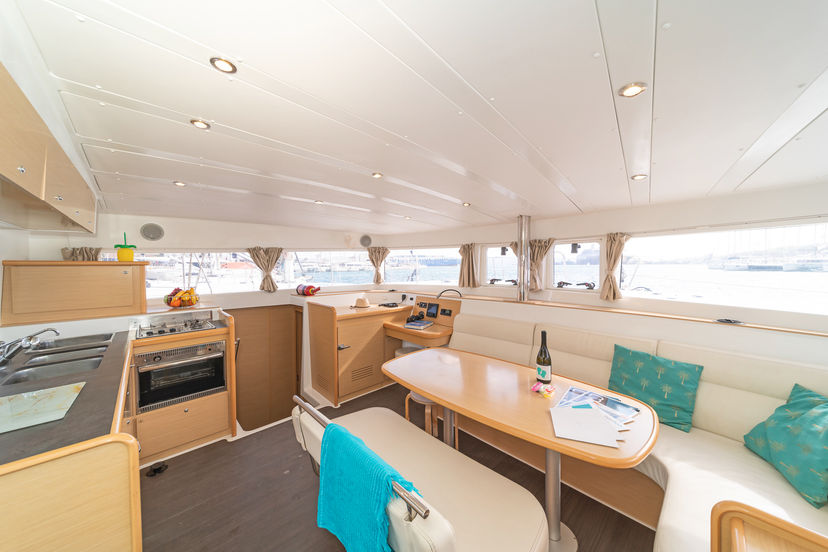 Lagoon 42 Silverstar II 