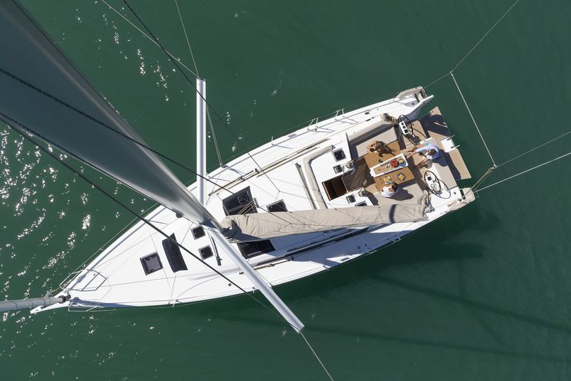 Dufour Yachts 43 Alice in Wonderland