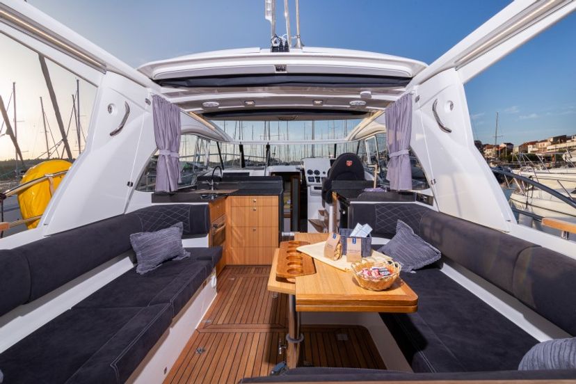 Marex EX 7 Happy days