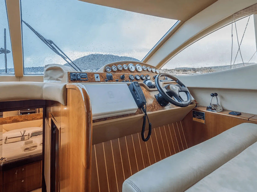     Gulf Craft Majesty 50F Day Trip Singapore