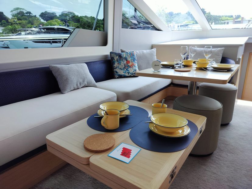 AQUITALIA Motoryacht Day Trip in Singapore