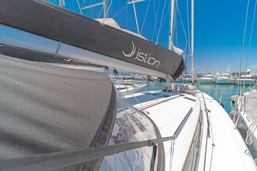 Jeanneau 49 Pileas