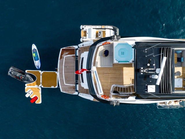 Sunseeker Blue Infinity One 