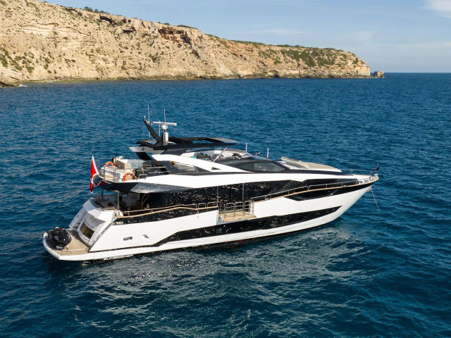 Sunseeker Blue Infinity One 