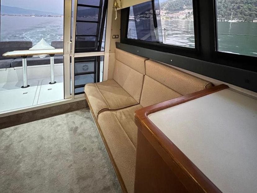 Azimut Private Day Cruise in Kalamata
