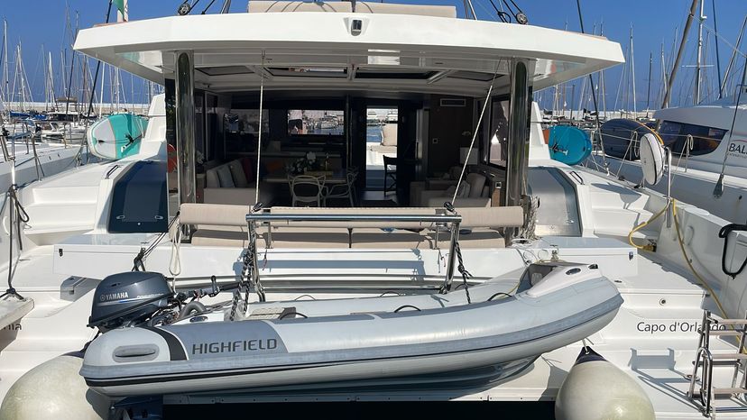 Bali Catamarans 4.2 IDRA