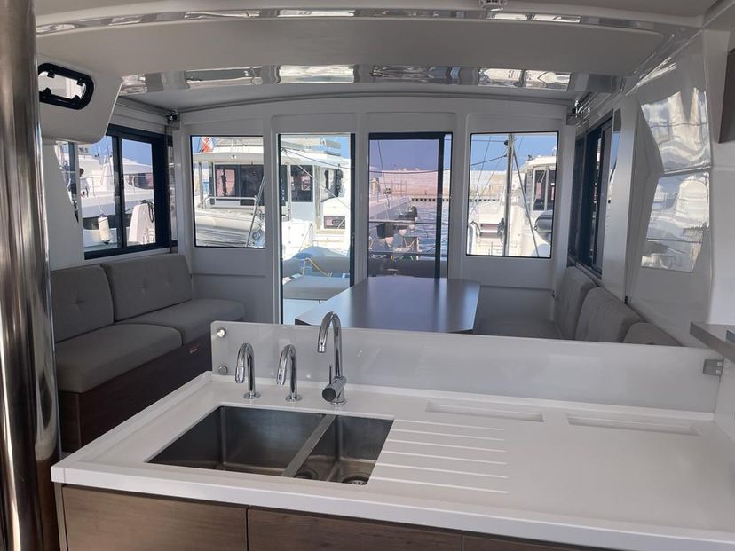 Bali Catamarans 4.2 IDRA
