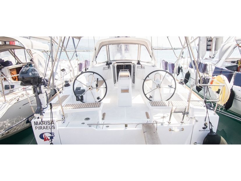 Beneteau 38 MARISA "Sails 2025"