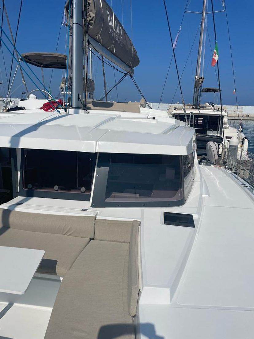 Bali Catamarans 4.2 IDRA