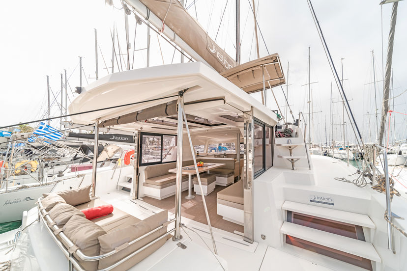 Bali Catamarans 4.1 Anemoskala