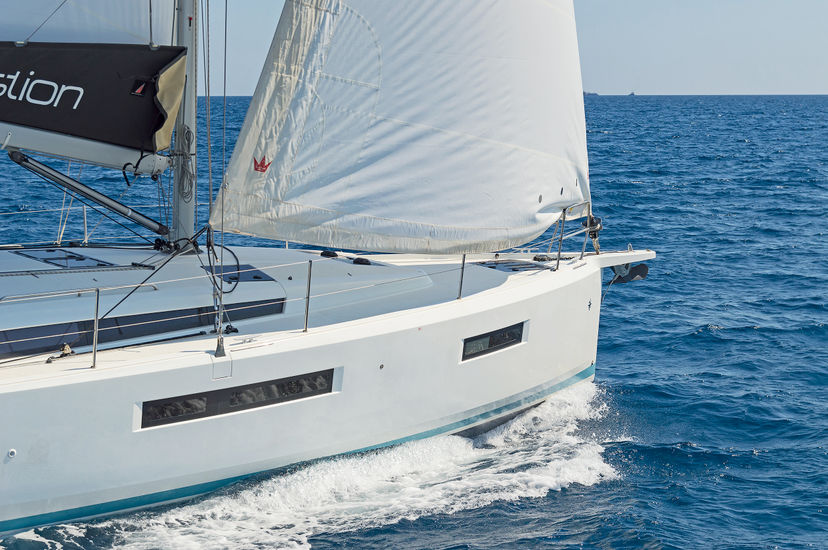 Jeanneau 40 Dory